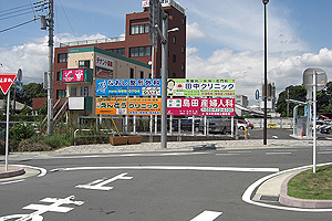 三島市文教町（JR三島駅北口）